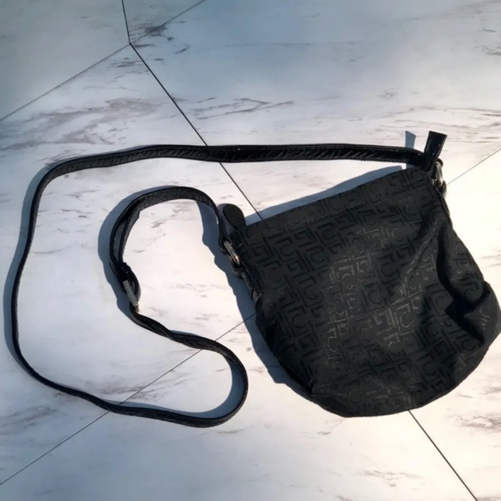 Liz Claiborne Logo Print Crossbody Bag